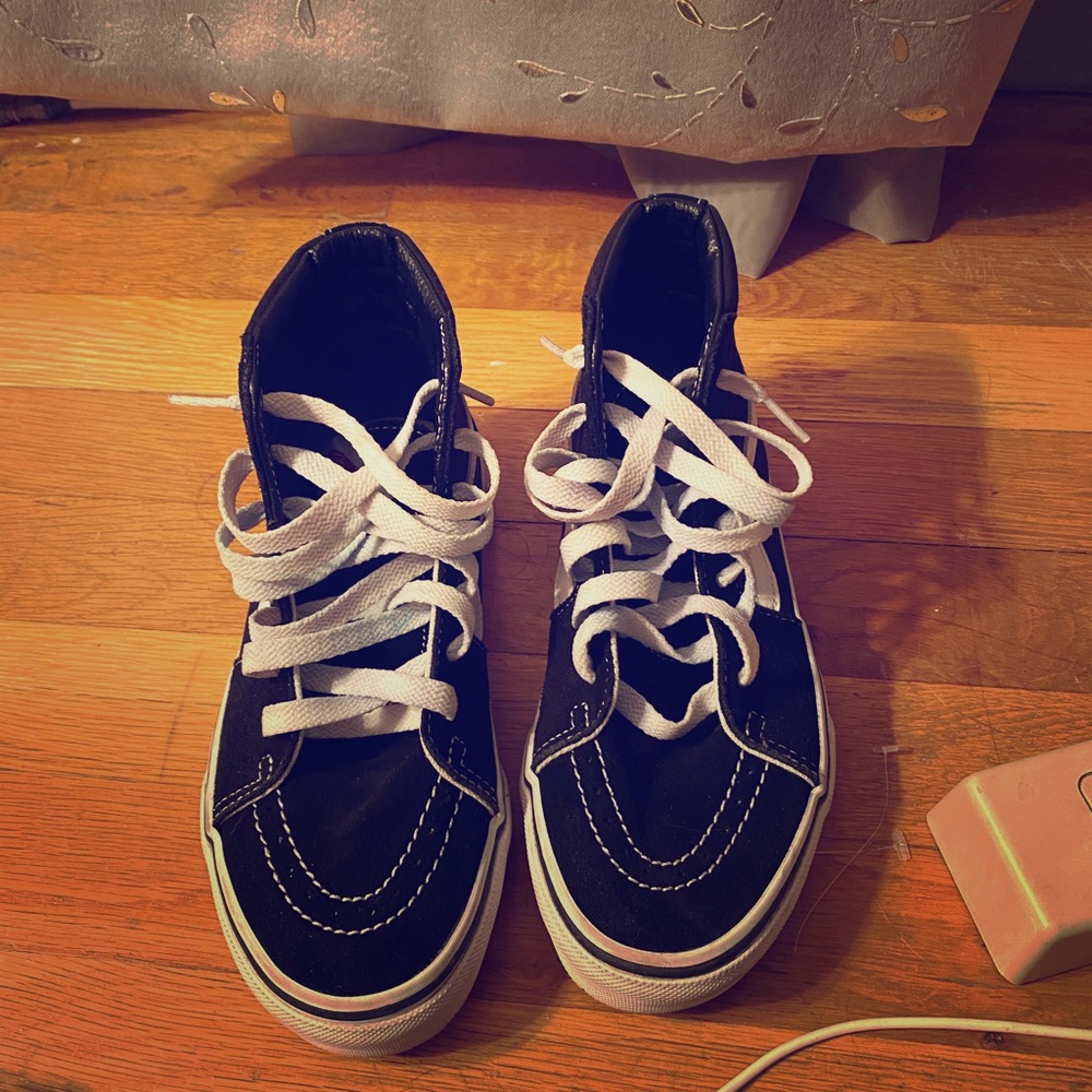 Vans size 3.5 youth old School